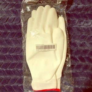 Authentic Supreme Gloves